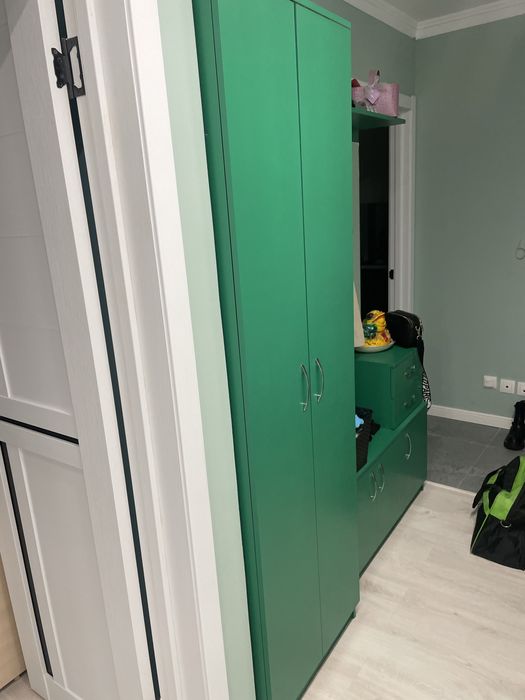 Шкаф для коридора