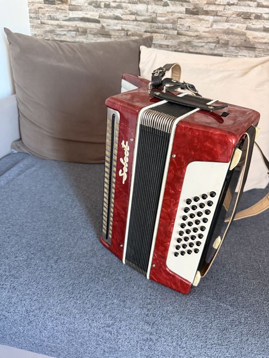 Acordeon TIMIȘ Select 32 bași