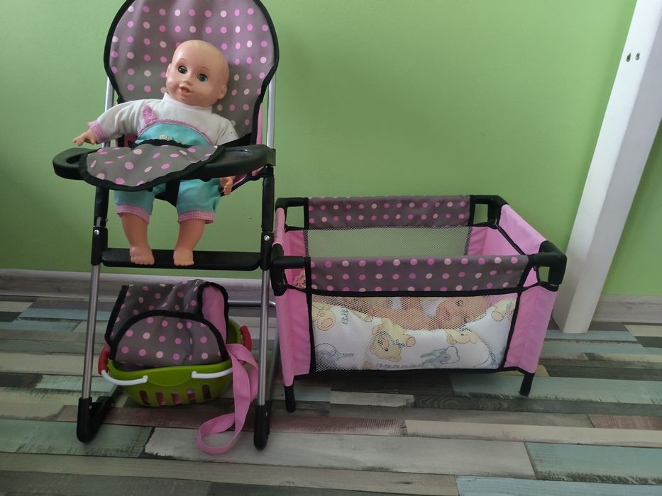 Играчки кошара, столче и две бебета