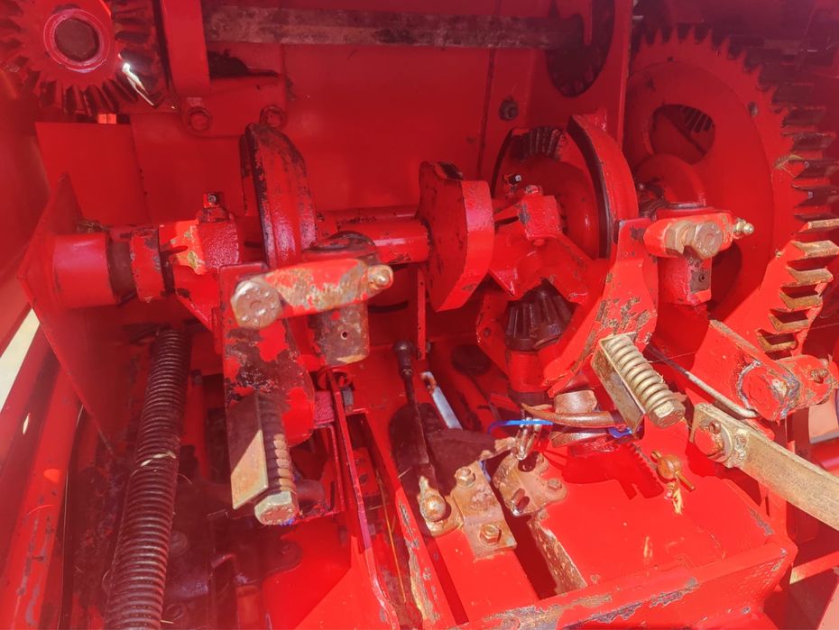 Presa balotat/balotiera Welger ap 52