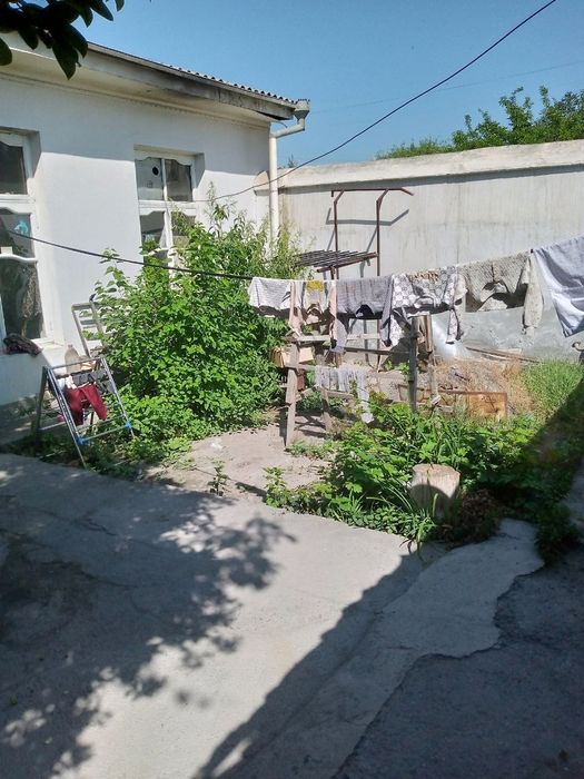 Ховли сотилади, Кукон
