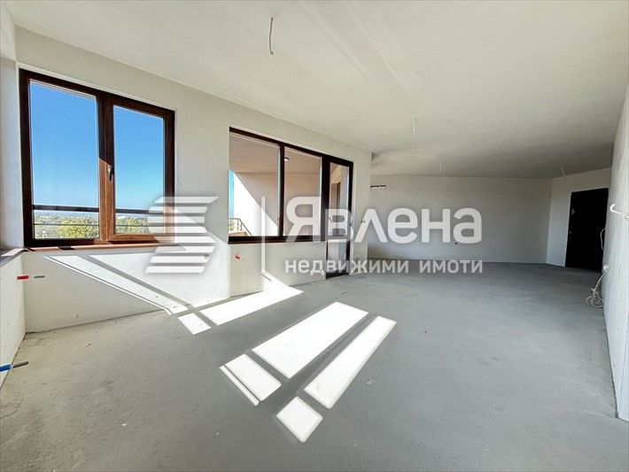 Продава се Четиристаен апартамент в Несебър - 165 кв.м за 1879 €/кв.м - Снимка #2