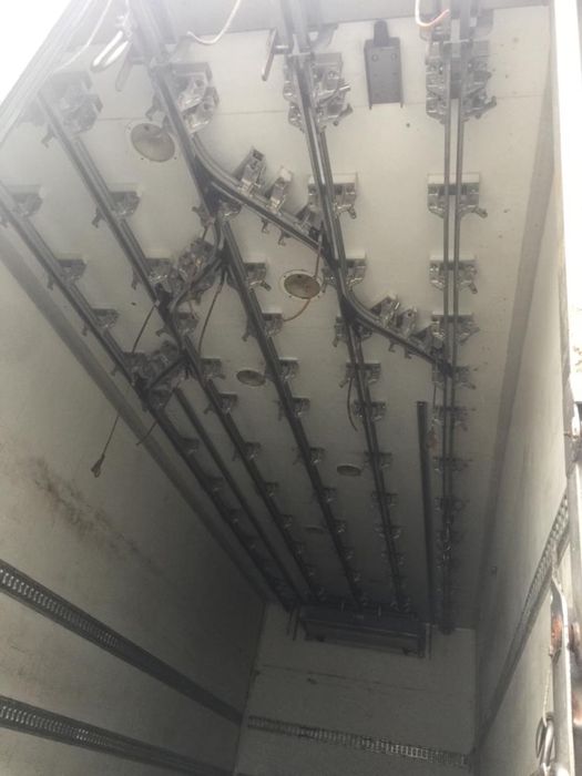 Renault premium frigorific cu carlige