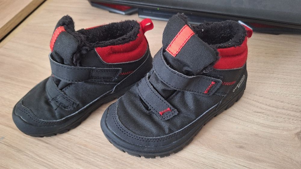 Ghetute de primavara Dechatlon