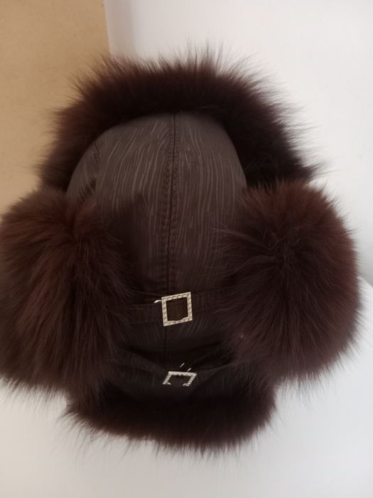 Продам женскую шапку