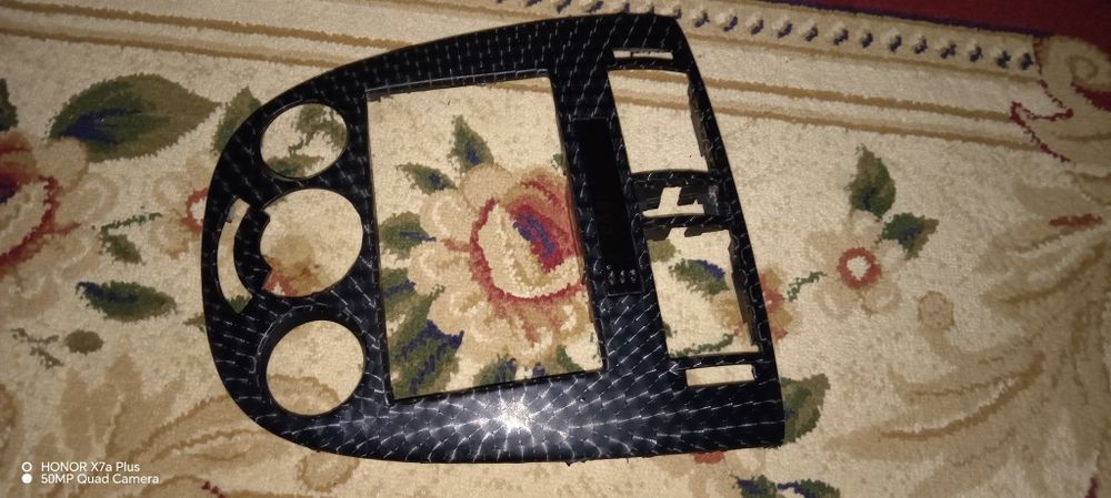 Ласети соат сотилади