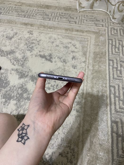 Продается iPhone 11 64gb