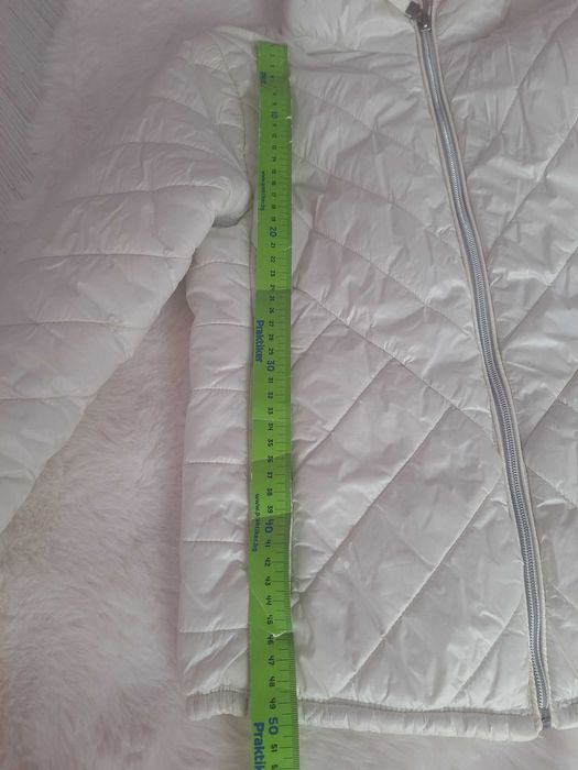 Пролетно шушляково яке Bershka