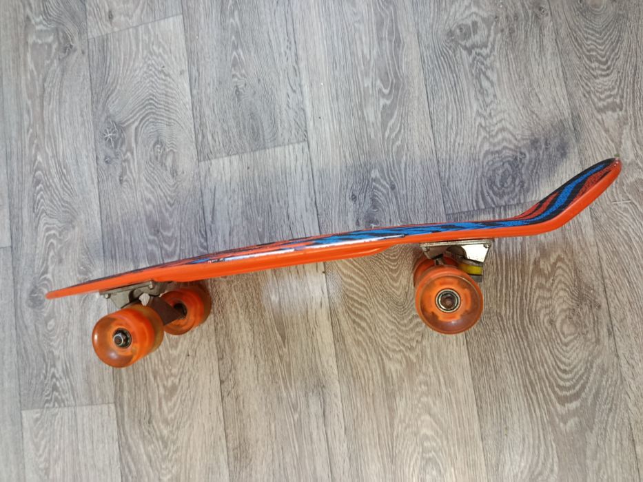 Продаю скейтборд