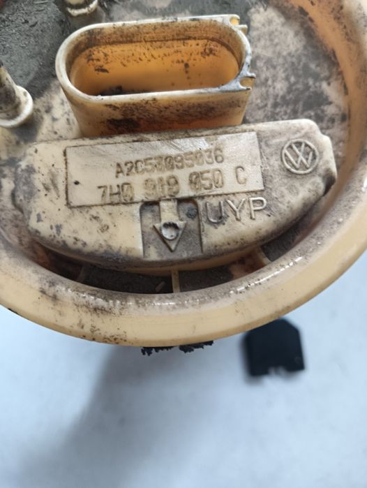 Pompa Combustibil Volkswagen Transporter V Box 7Ha, 7Hh, 7Ea, 7Eh 2003