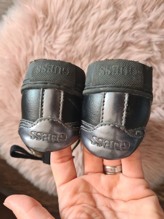 Adidasi Guess 29 fete