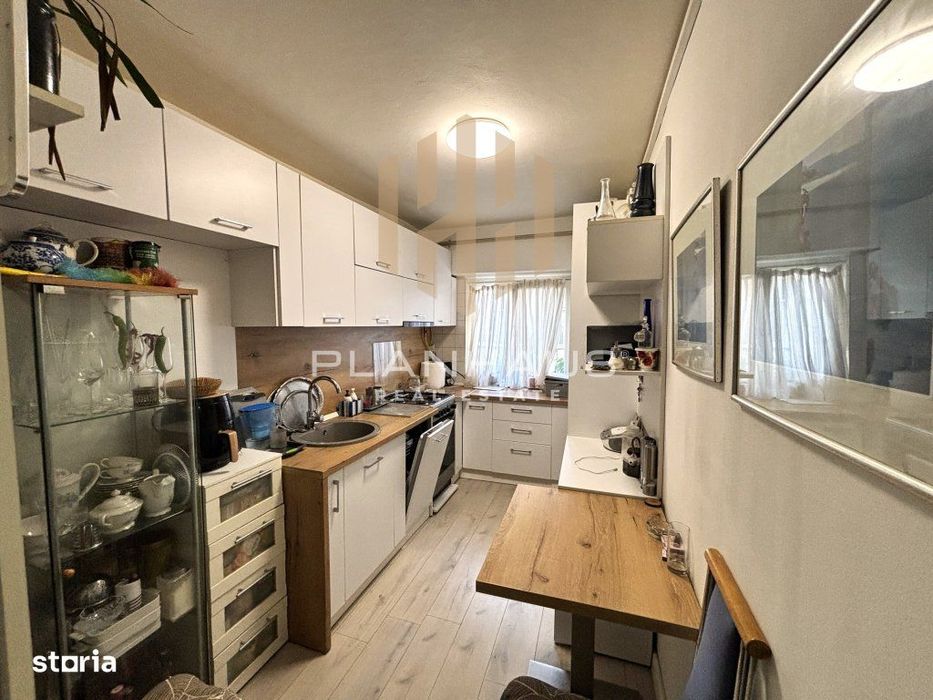 Apartament 3 camere - etaj 3, Bld. Bucuresti - zona Arhivelor/Center
