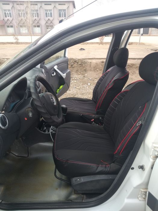 Lada largus universal