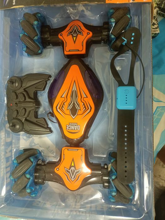 Робот машинка.  111 матор  от Mercedes