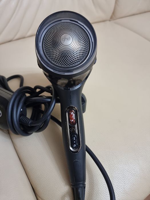 Uscător păr Profesional  GHD