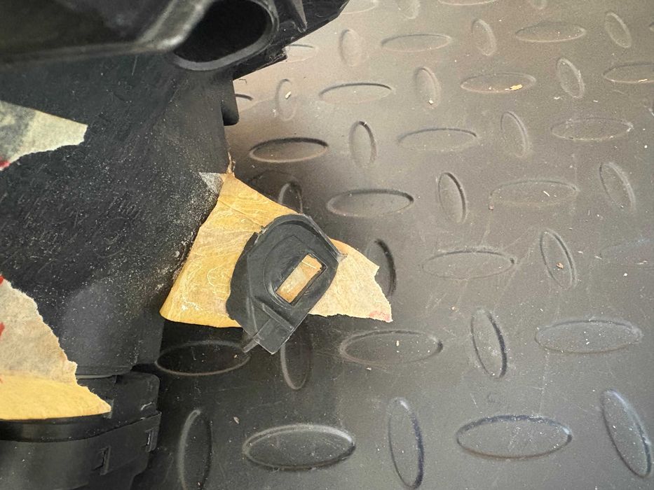 Ляв фар за Ситроен С1 / Citroen C1