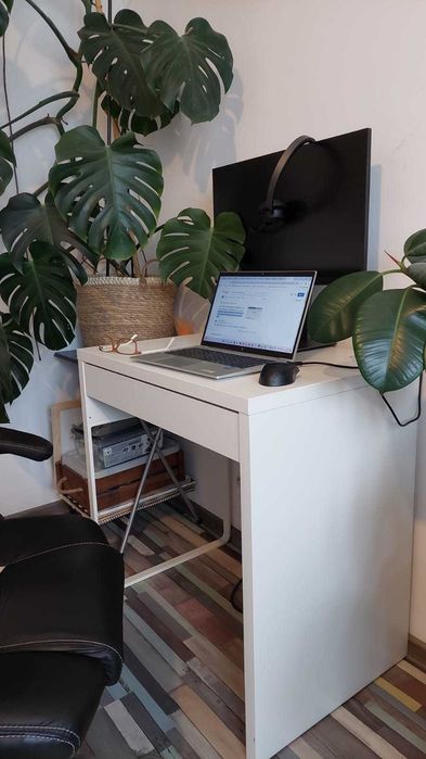 Birou pentru laptop