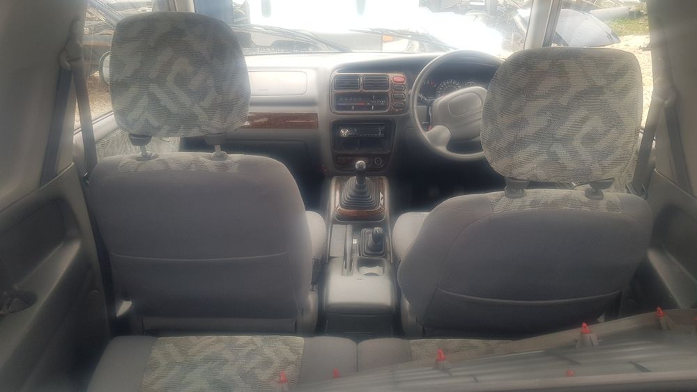 Suzuki grand vitara 2.0i на части