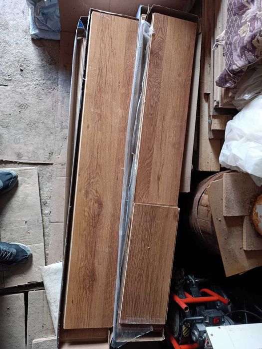 ламинат и плитка