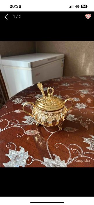 Сахарница золотая.
