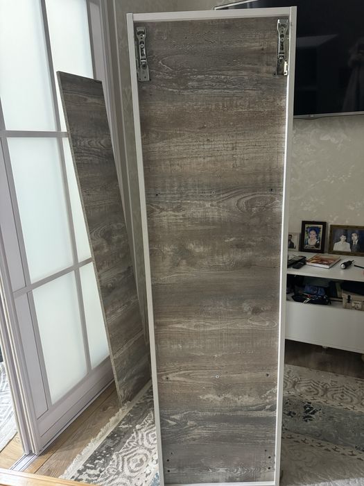 Шкаф-колонна для ванной комнаты