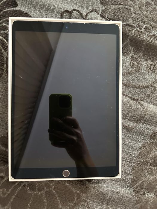 Ipad pro 64 gb 10,5 inch нов със слот за карта