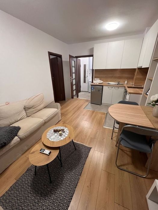 Дава се под наем Двустаен апартамент в София, Кръстова вада - 50 кв.м за 750 € - Снимка #1