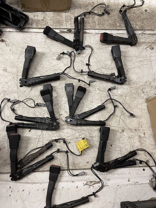 Pretensioner centura fata bmw e90 e91 e92 e93 e81 e87