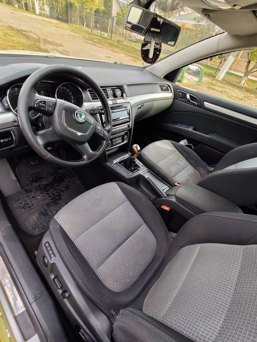 SKODA Superb 2010 — imagine 2