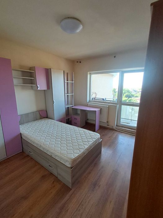 Inchiriez apartament 3 camere zona Parcul Teilor