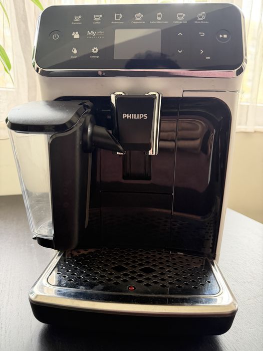 Espressor Philips seria 4300-EP4343