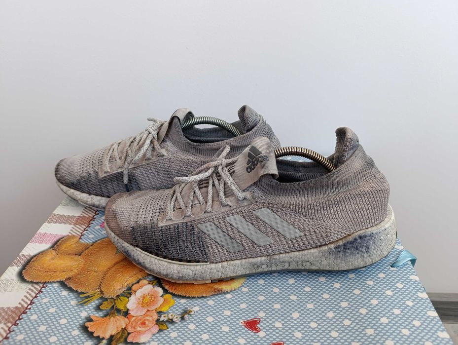 ''Adidas Pulseboost HD''оригинални маратонки 45 номер