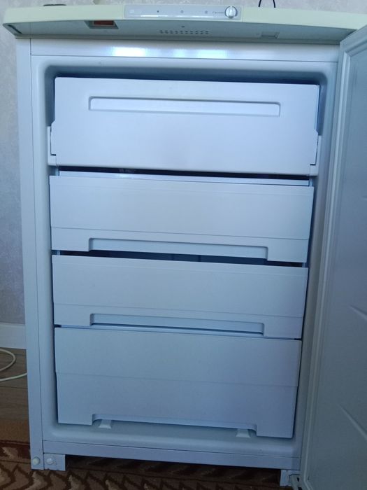 Продаётся морозильник.