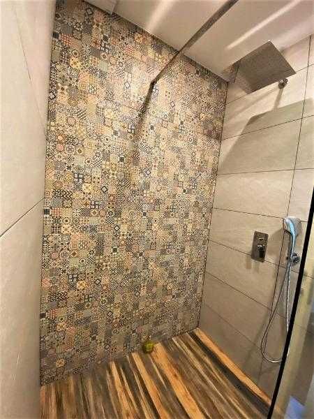 Продаваме Луксозна 4-стайна къща В Драгалевци