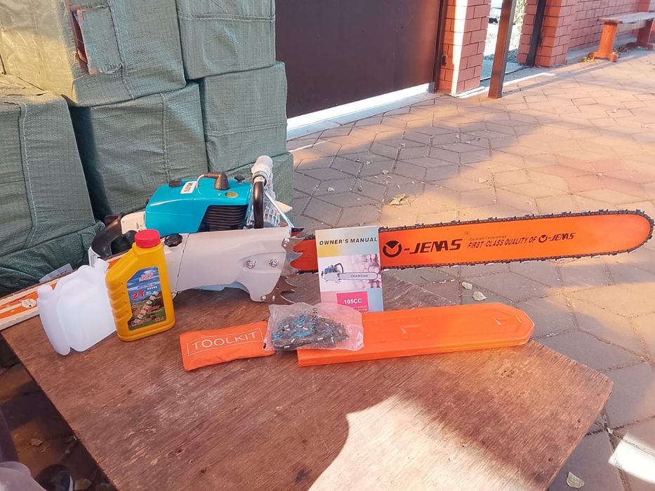 Бензопила STIHL новая