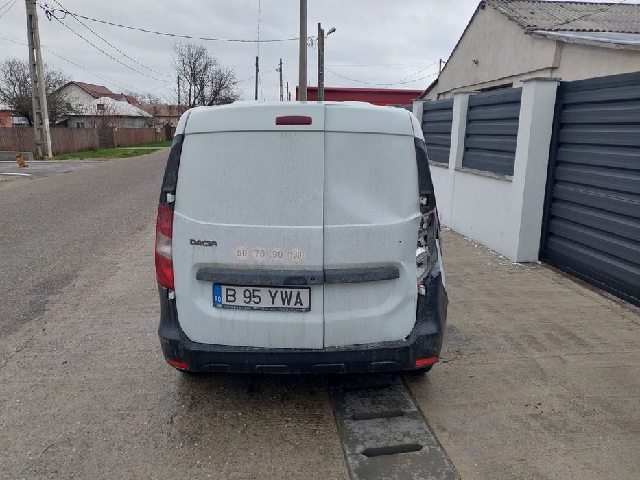 Dezmembrez Dacia Dokker 2013 1.5 dci alb