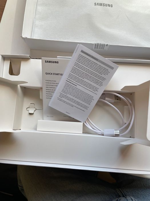 таблет SAMSUNG GALAXY TAB A8 нов, с включена кутия, калъф и клавиатура