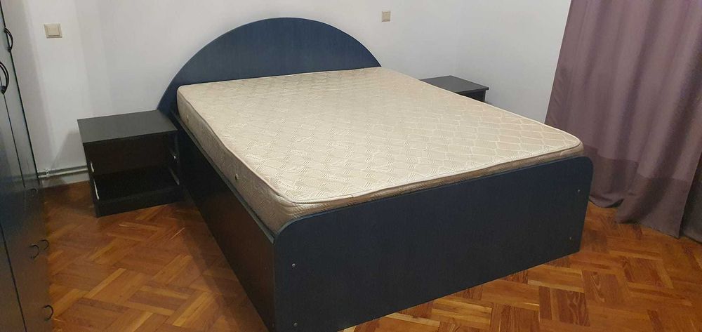 Mobilier dormitor (pat, saltea, noptiere, birou (comoda))