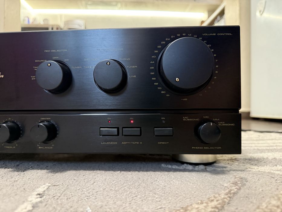Pioneer A-676 Стерео усилвател