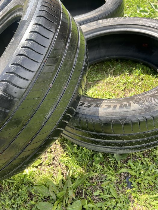 Летние шины Michelin 215/55/17