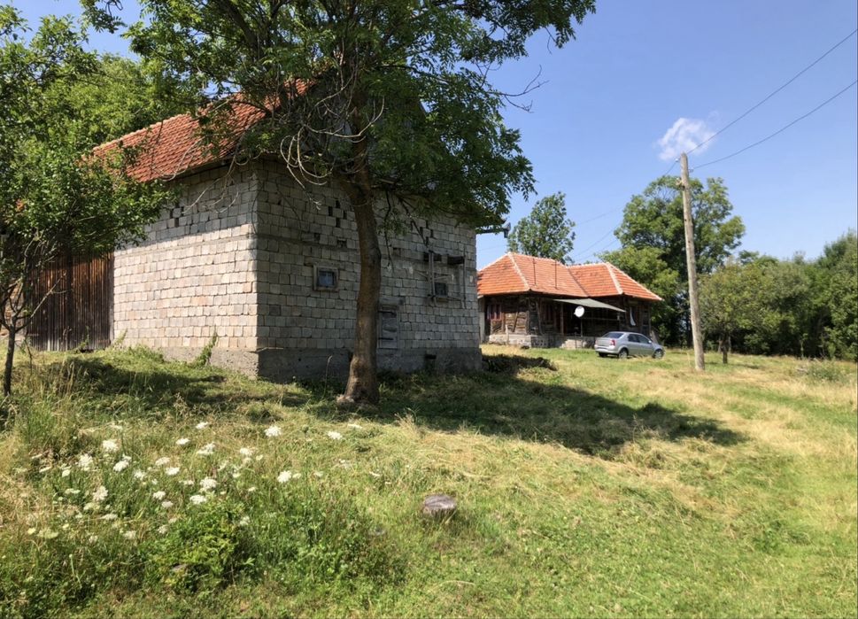 Casa de vanzare  - Ciucea