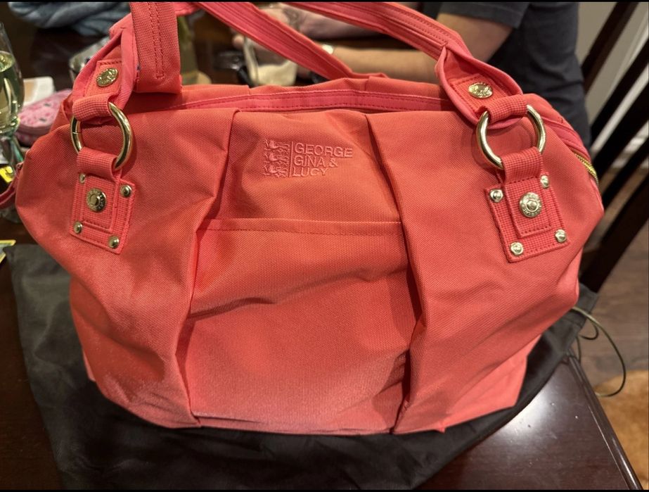 George gina lucy ggl