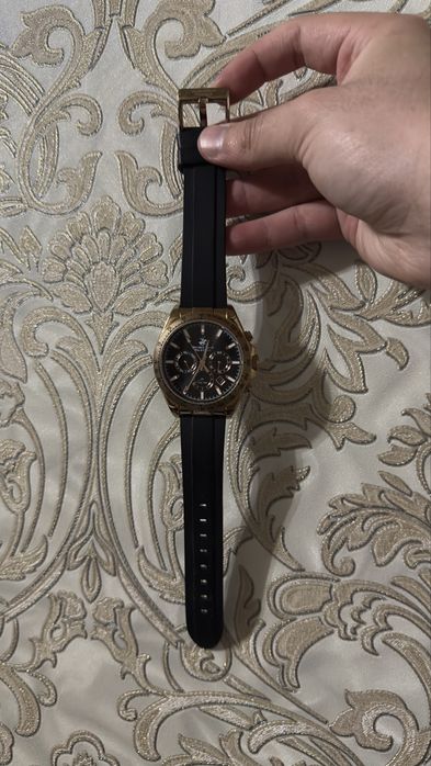 Часы Beverly hills