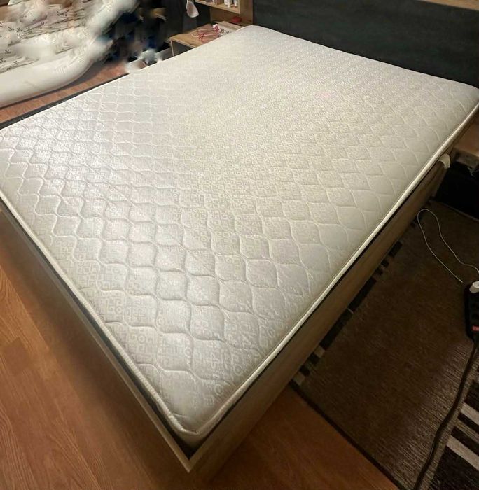 Матрак еднолицев 160/200