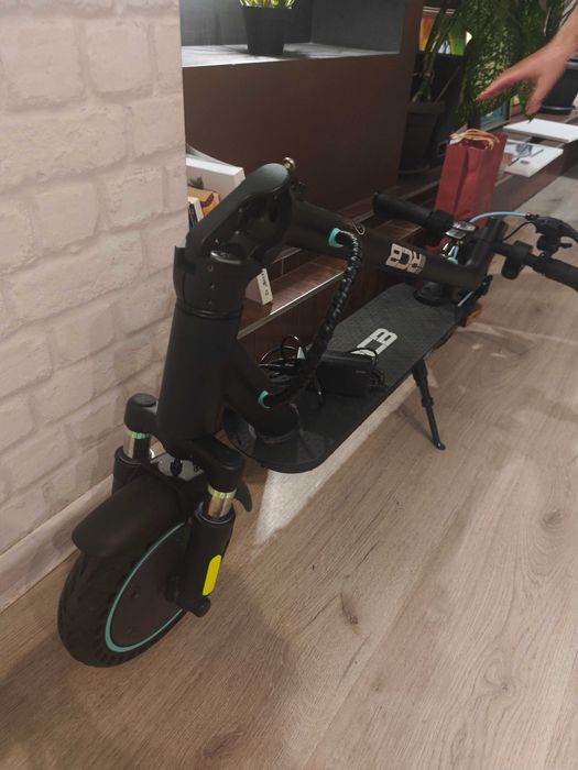 E-scooter rcb r17. Електрическа тротинетка (сгъваема)