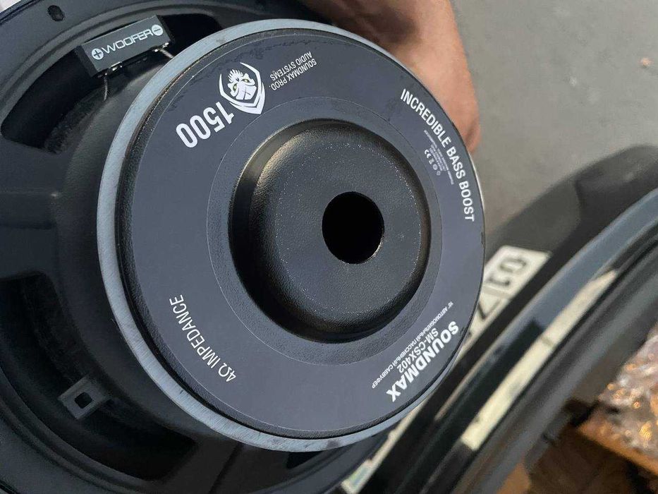 Subwufer+Korob Soundmax SM-CSX402 YENGI