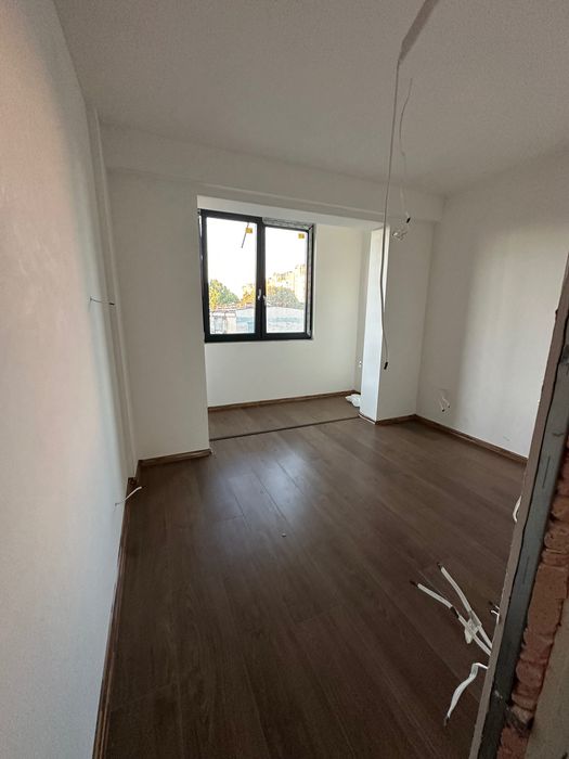 Продава се Тристаен апартамент в Пловдив, Кършияка - 92 кв.м за 1794 €/кв.м - Снимка #4