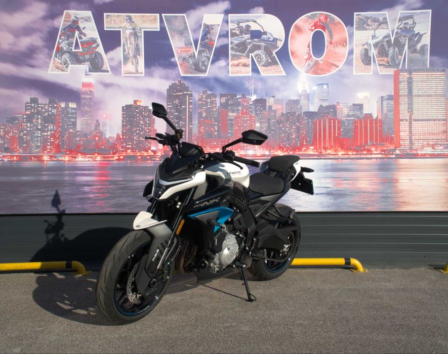 Motocicleta CFMOTO 675NK '26