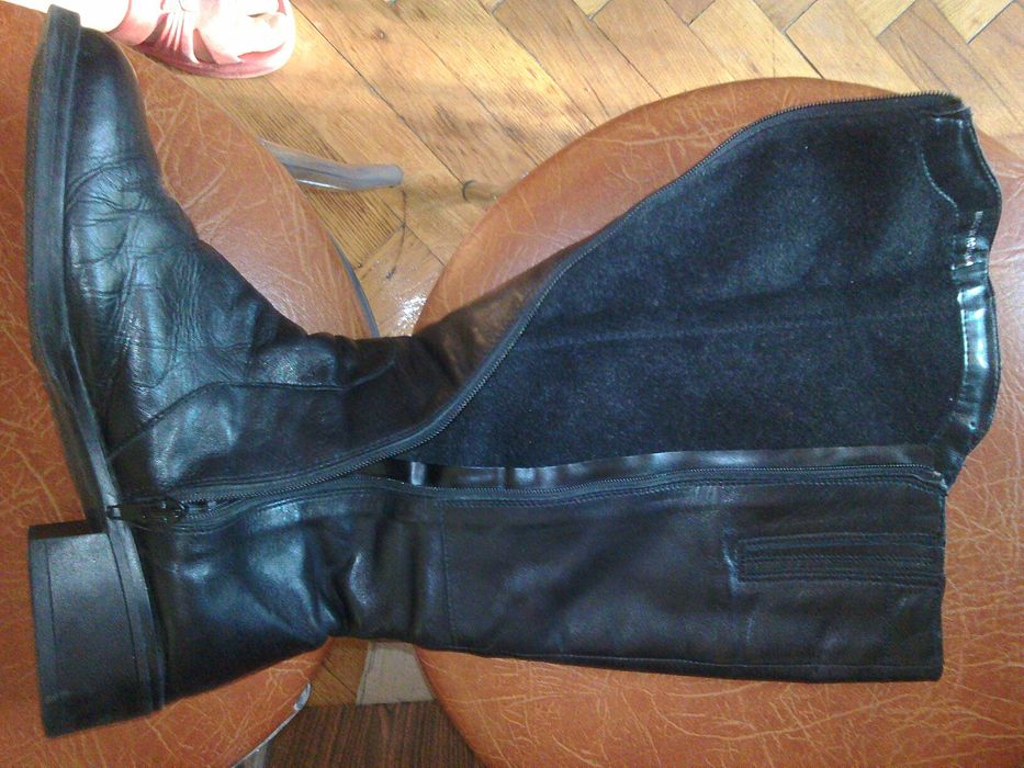 Cizme NOI, elegante, din piele de calitate !