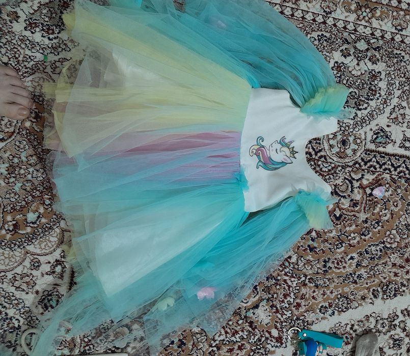 Продам детское платье